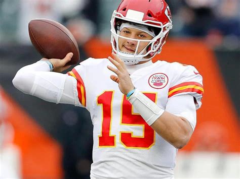 Chiefs vs. Ravens prediction, odds, line, spread, time: 2024 NFL Kickoff .
